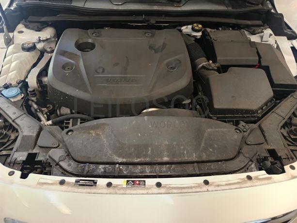 Volvo V40 D2 Cross Country · Ano 2016