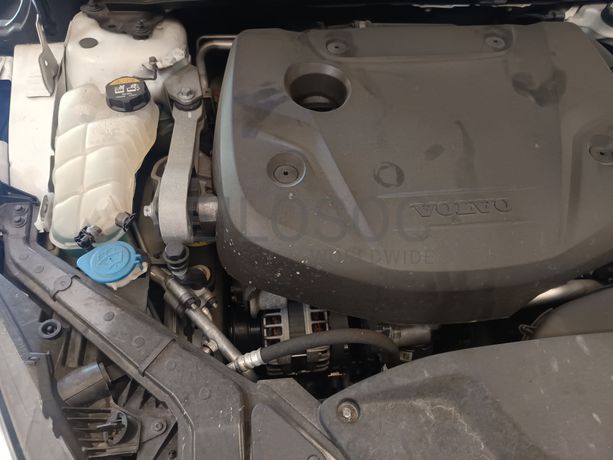 Volvo V40 D2 Cross Country · Ano 2016