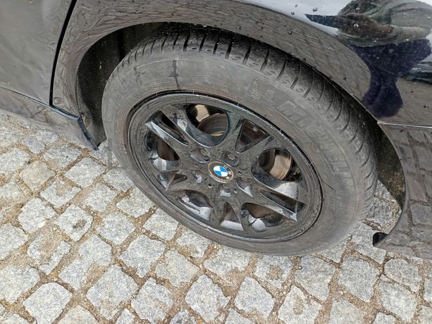 BMW 318D · Ano 2015