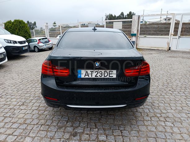 BMW 318D · Ano 2015