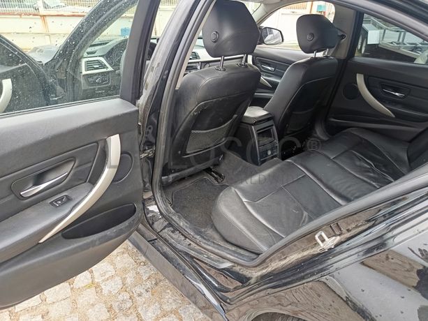 BMW 318D · Ano 2015