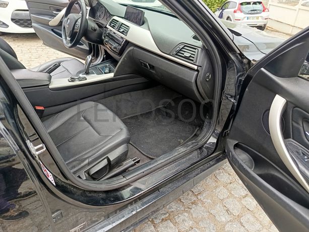 BMW 318D · Ano 2015