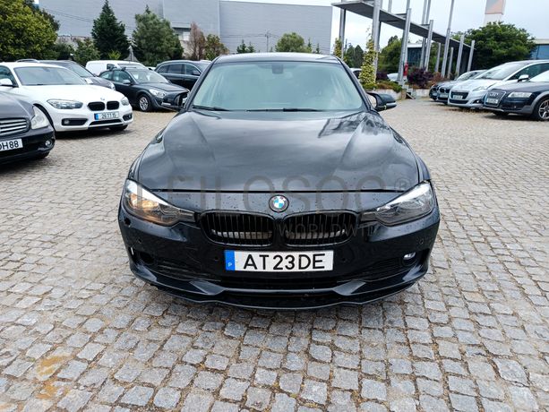 BMW 318D · Ano 2015