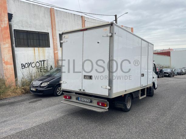 Mitsubishi Fuso C13 · Ano 2014