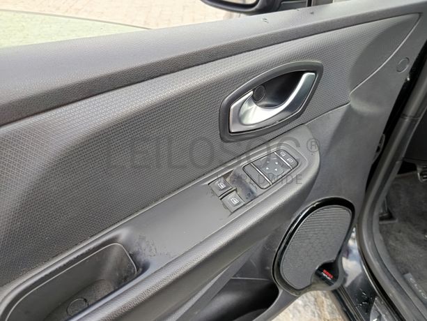 Renault Clio · Ano 2018