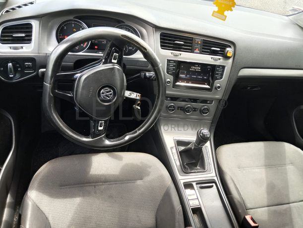 Volkswagen Golf · Ano 2014