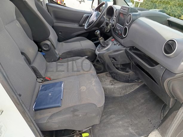 Peugeot Partner · Ano 2018