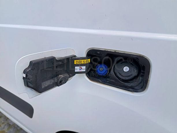 Peugeot Partner · Ano 2018