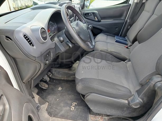 Peugeot Partner · Ano 2018