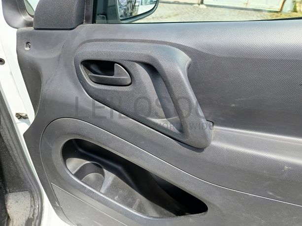 Peugeot Partner · Ano 2018