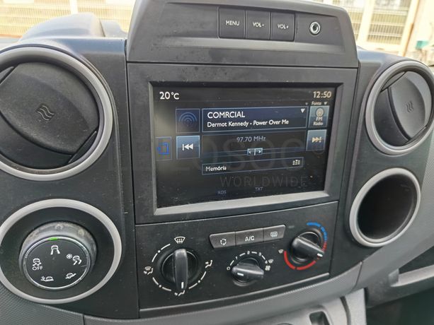 Peugeot Partner · Ano 2018