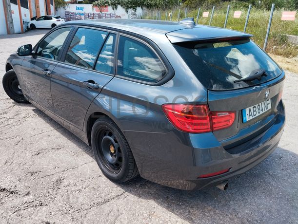 BMW 318 D · Ano 2015