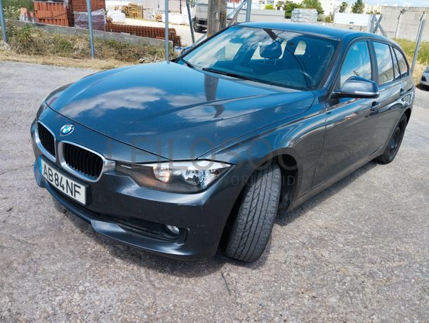 BMW 318 D · Ano 2015