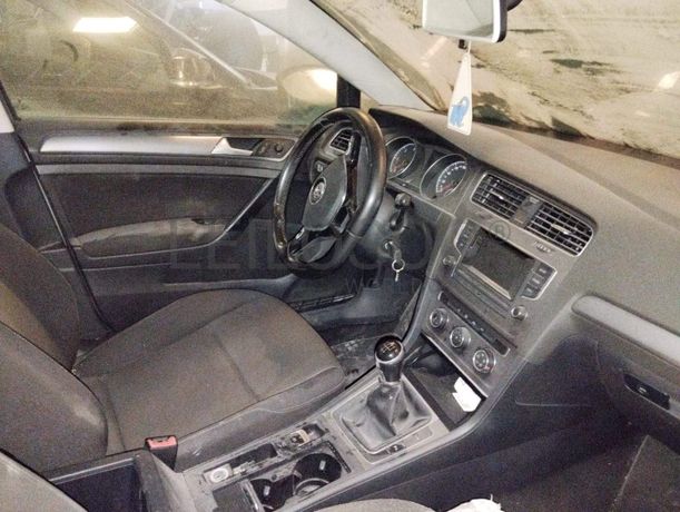 Volkswagen Golf VII Variant 1.6 TDI · Ano 2014