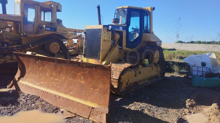 Bulldozer Caterpillar D6M