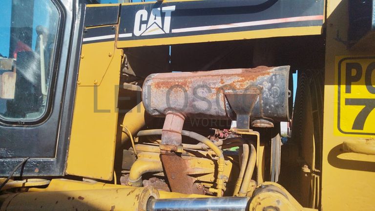 Bulldozer Caterpillar D6M