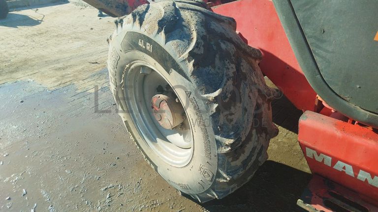 Telescópico Manitou MT1235