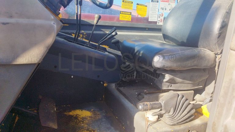 Telescópico Manitou MT1235