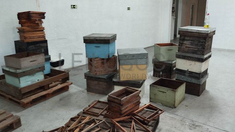 Equipamentos para o Setor de Apicultura