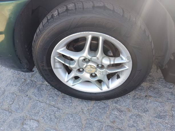 Mitsubishi Carisma · Ano 1999