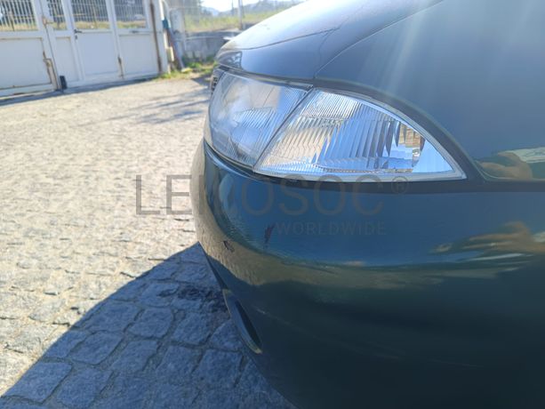 Mitsubishi Carisma · Ano 1999