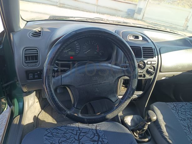 Mitsubishi Carisma · Ano 1999