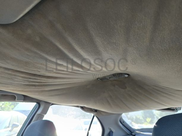 Mitsubishi Carisma · Ano 1999