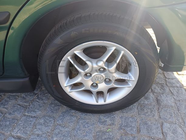 Mitsubishi Carisma · Ano 1999