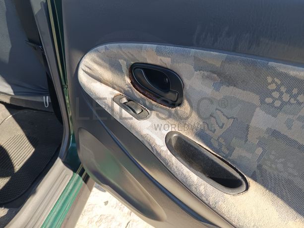 Mitsubishi Carisma · Ano 1999