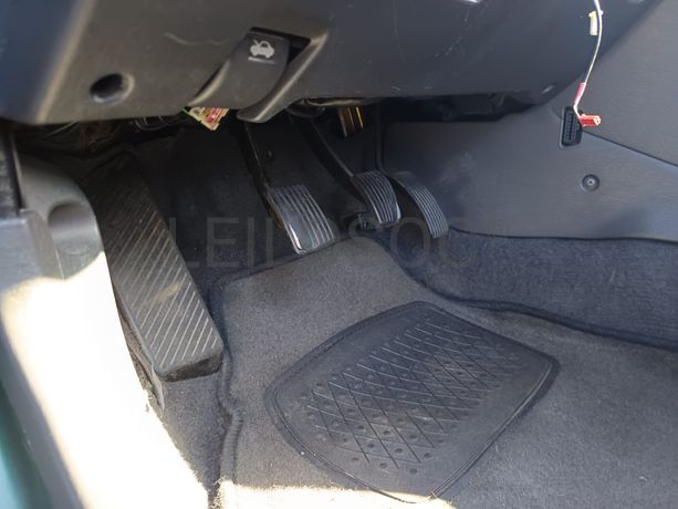 Mitsubishi Carisma · Ano 1999