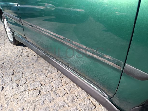 Mitsubishi Carisma · Ano 1999