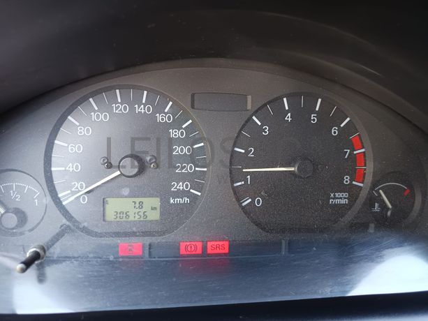 Mitsubishi Carisma · Ano 1999