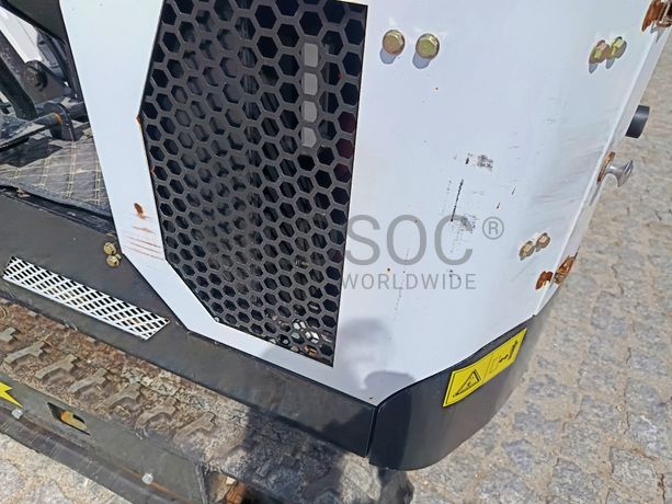 Mini Giratória Colt YFE10