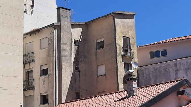 Edifício de 5 Pisos · Seia