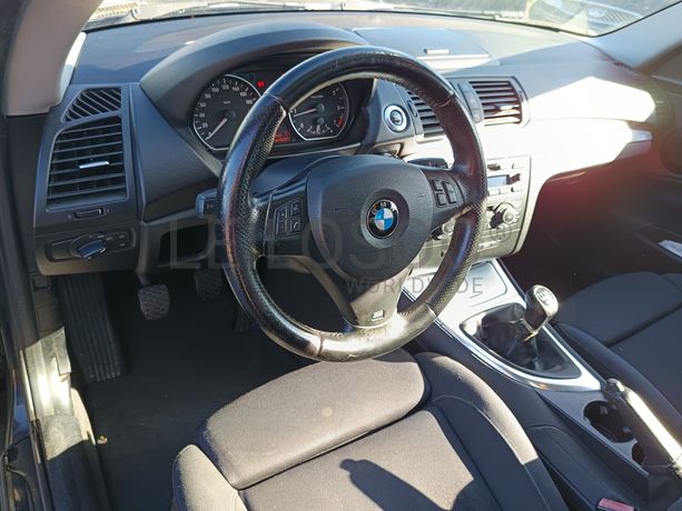 BMW 118 D · Ano 2010