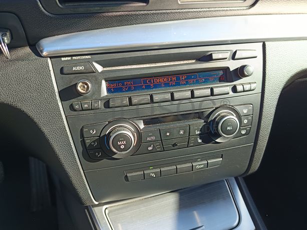 BMW 118 D · Ano 2010