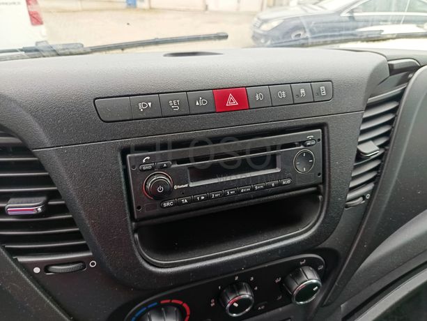 Iveco 35S13 · Ano 2016 · Caixa de Frio