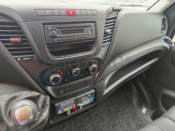 Iveco 35S13 · Ano 2016 · Caixa de Frio