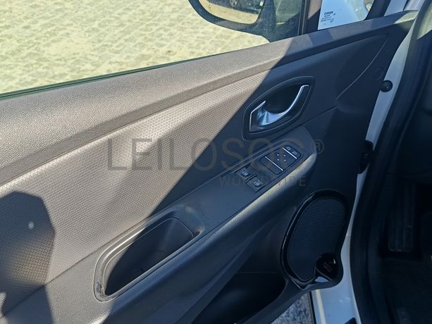Renault Clio · Ano 2019
