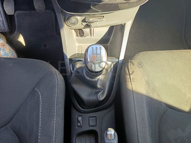 Renault Clio · Ano 2019