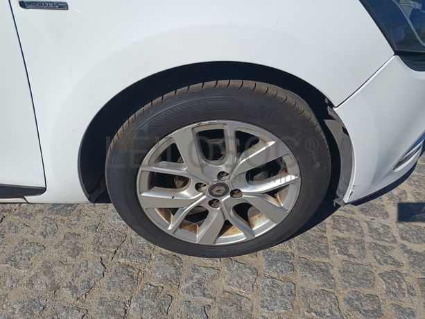 Renault Clio · Ano 2019