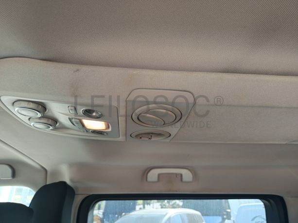 Peugeot Traveller · Ano 2019