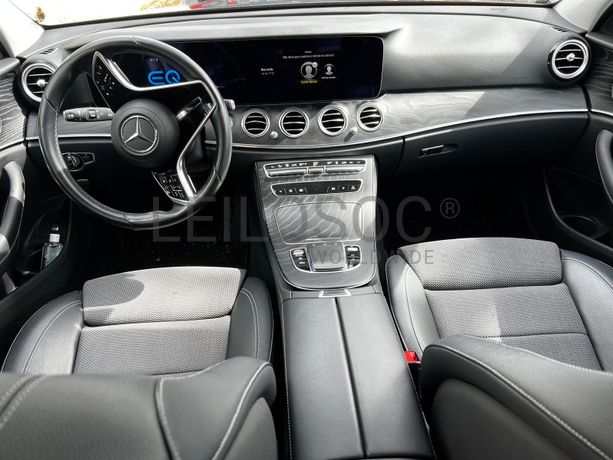 Mercedes-Benz E300 de · Ano 2020