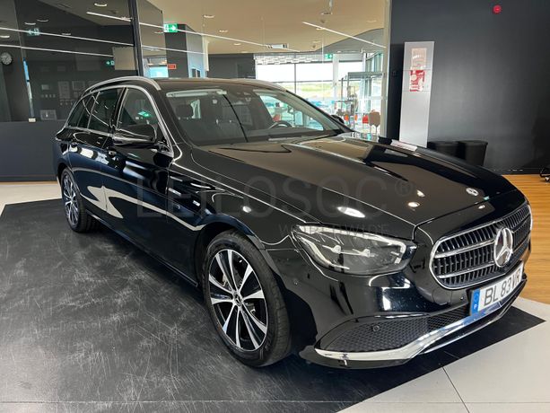 Mercedes-Benz E300 de · Ano 2020