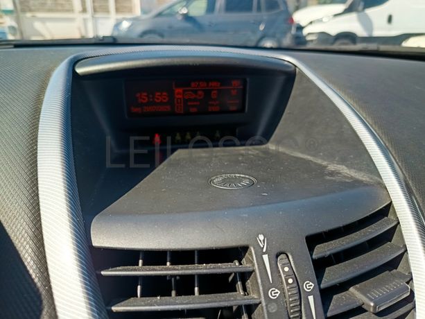 Peugeot 207 · Ano 2007