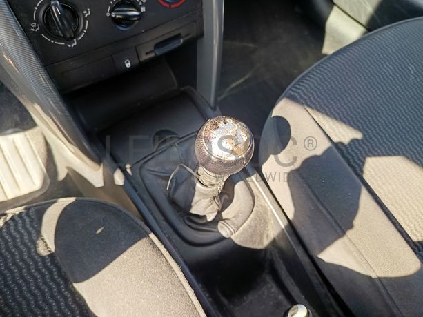 Peugeot 207 · Ano 2007