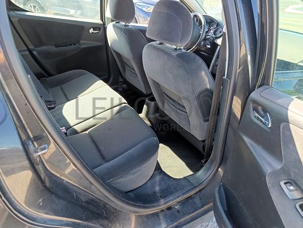 Peugeot 207 · Ano 2007