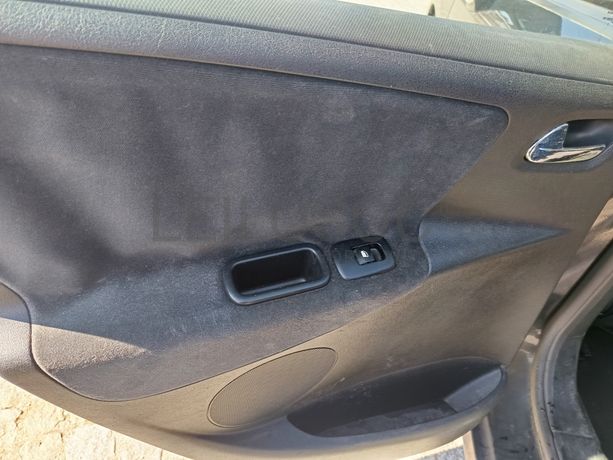 Peugeot 207 · Ano 2007