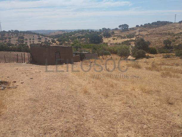 Proporção de 1/12 de Terreno com 13,96 hectares · Mértola