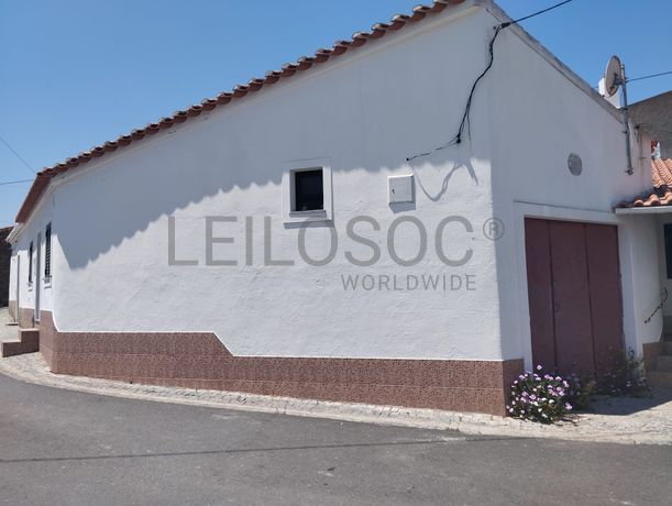 Proporção de 1/2 de Edifício · Mértola